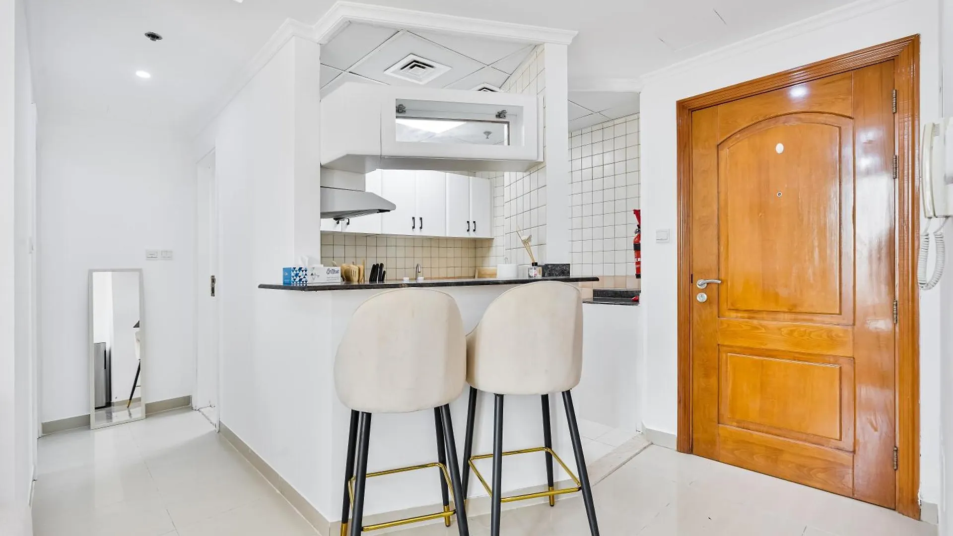 Apartment Lovely 1Bed With Balcony, Parking, Pool And Gym Dubai United Arab Emirates